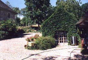 miellerie.jpg (28449 octets)